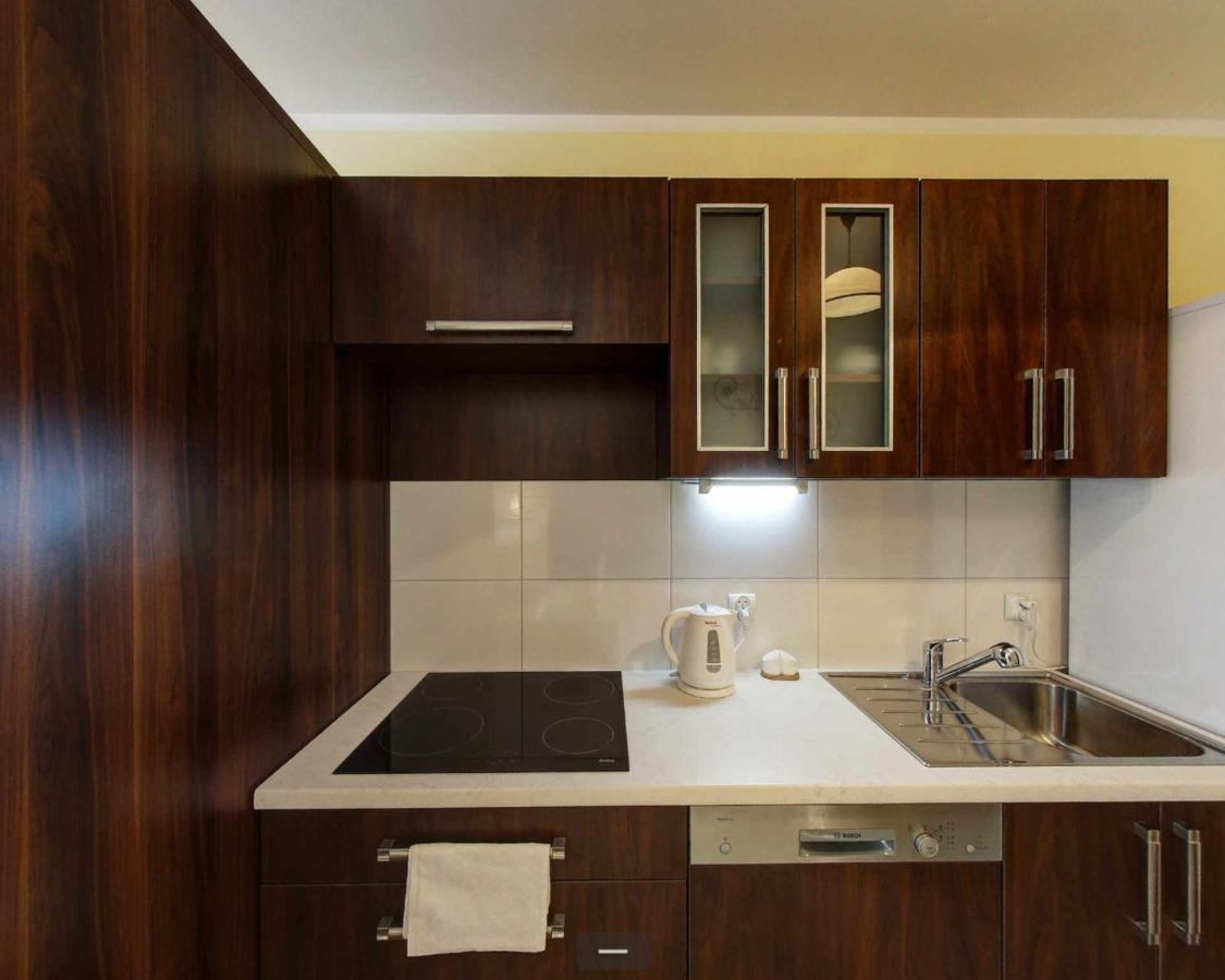 Villa Jura Pokoje Goscinne Zarki ภายนอก รูปภาพ